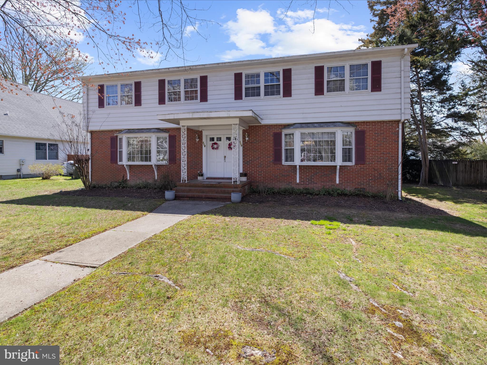 EASTON - Residential