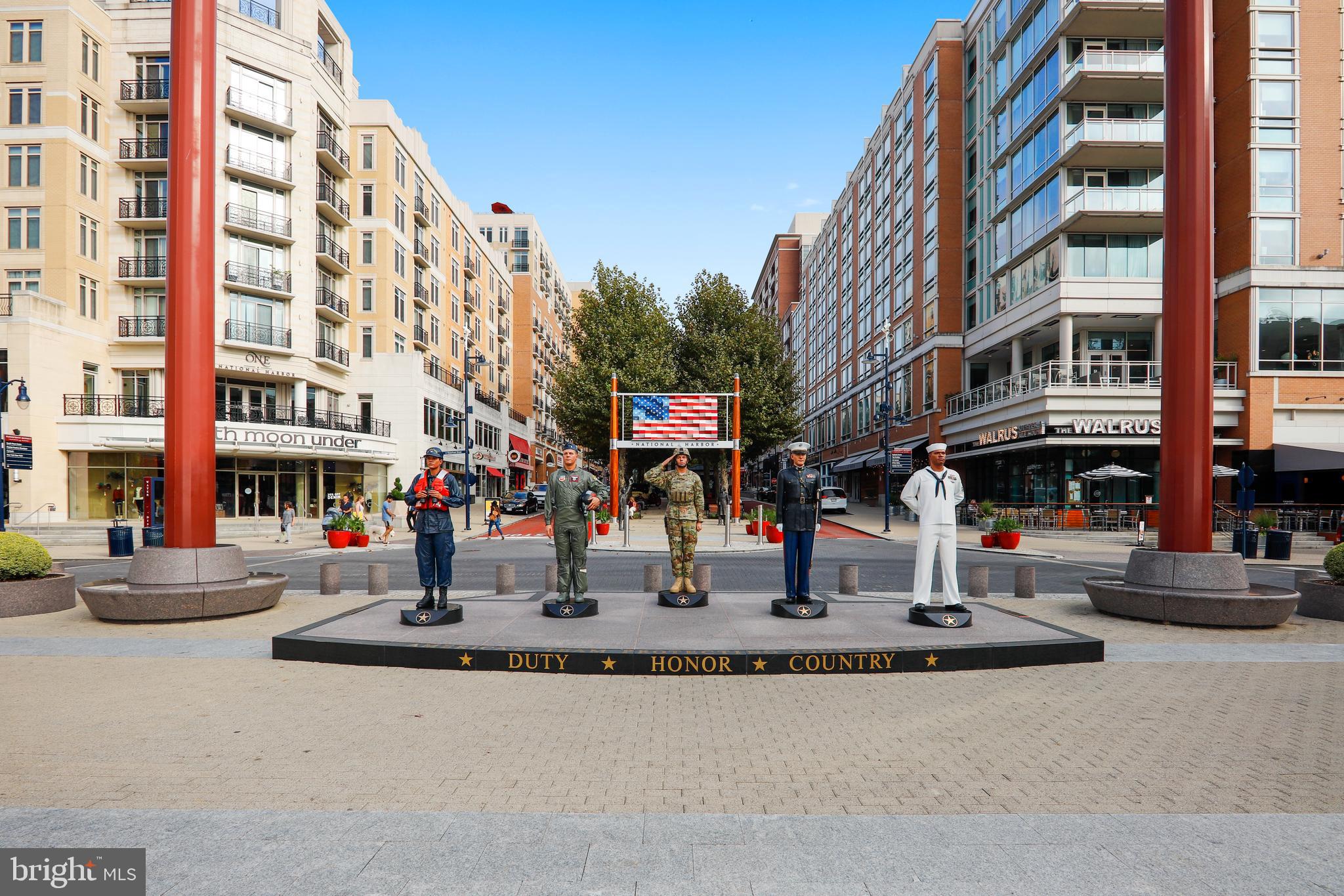 NATIONAL HARBOR - Residential
