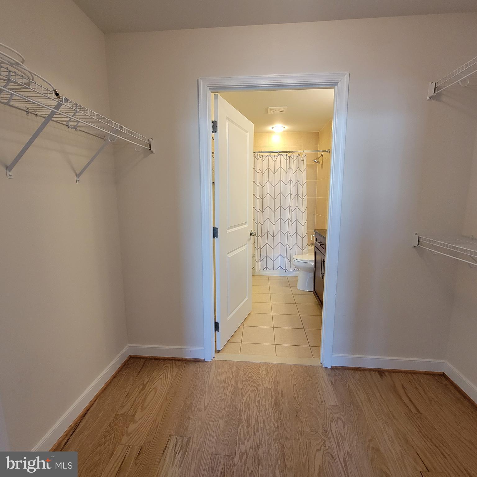 NATIONAL HARBOR - Residential