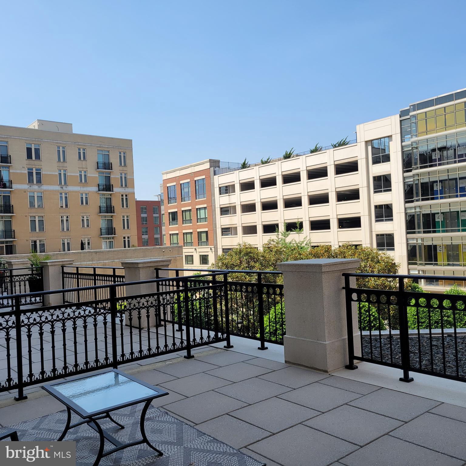 NATIONAL HARBOR - Residential