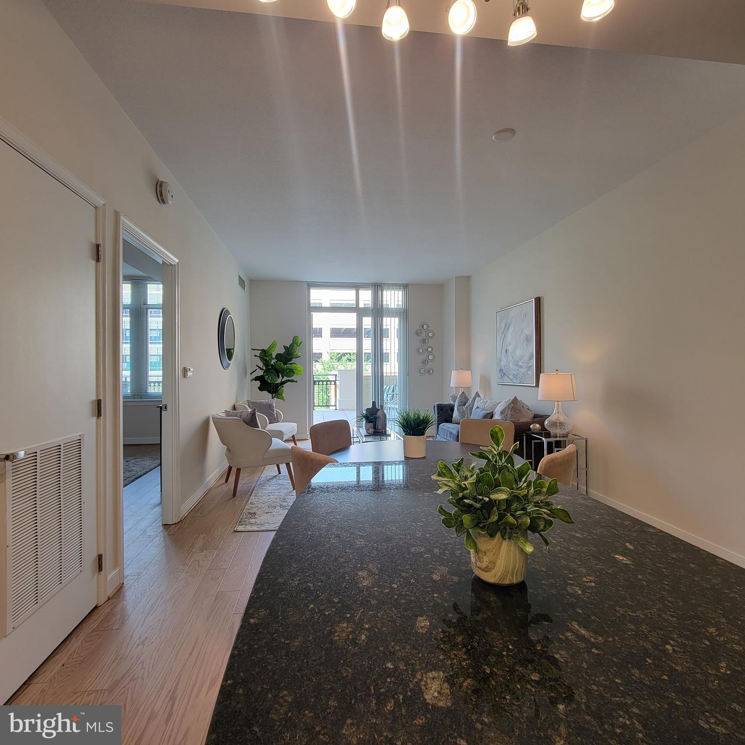 NATIONAL HARBOR - Residential