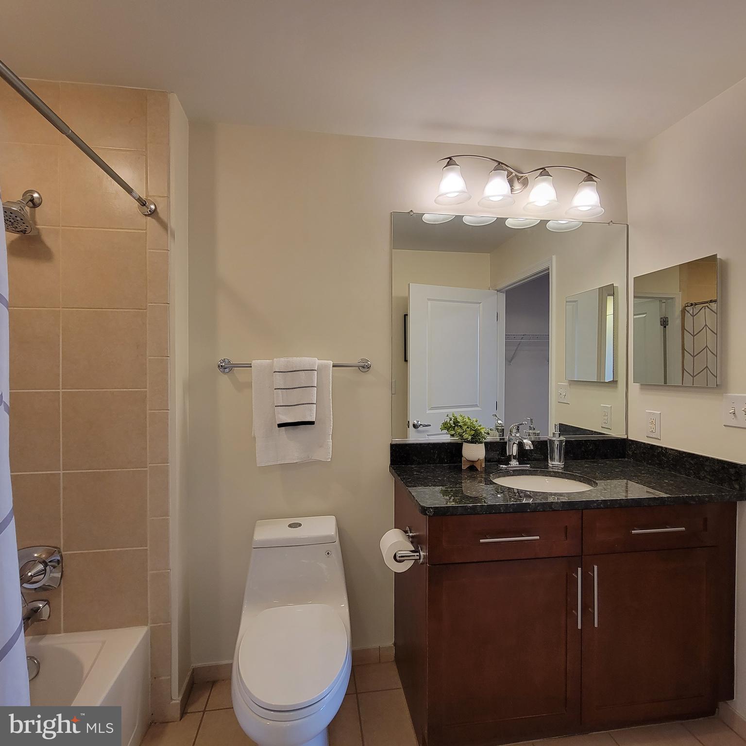 NATIONAL HARBOR - Residential