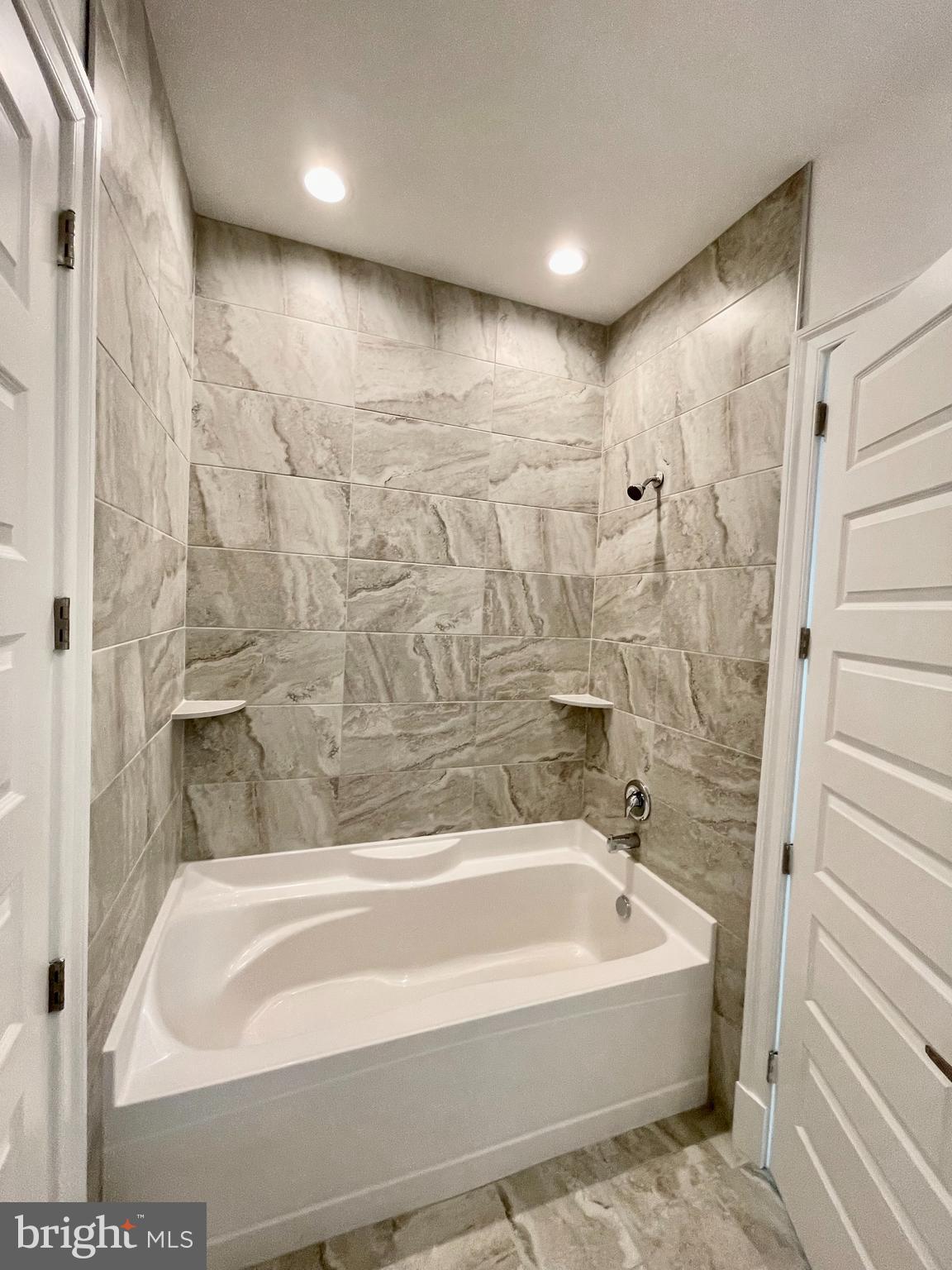 QUAIL RIDGE - Residential