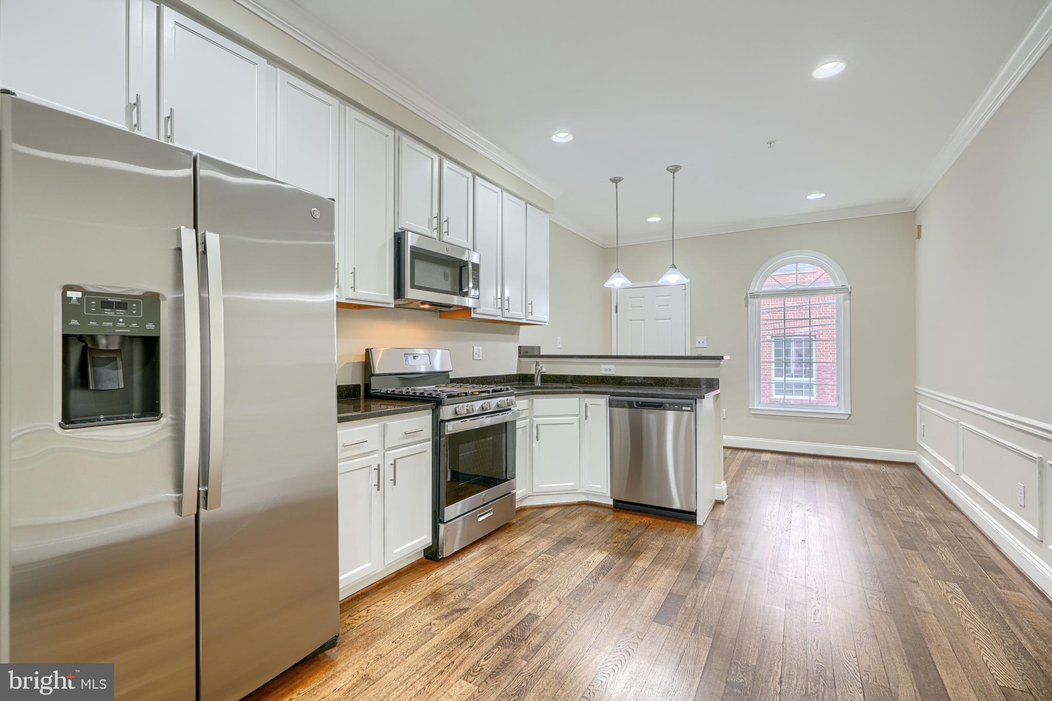 WASHINGTON VILLAGE - Residential