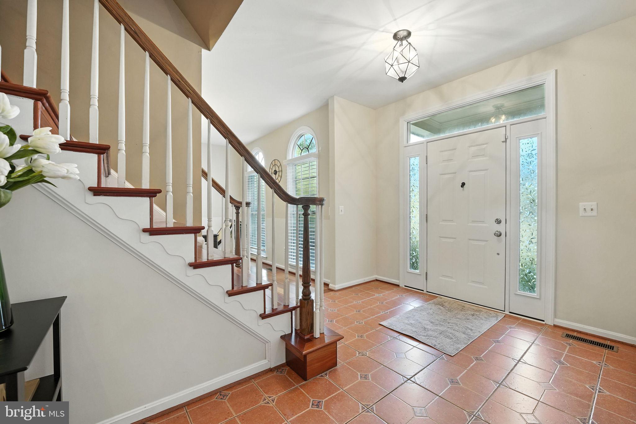 3901 LEAF LAWN LANE