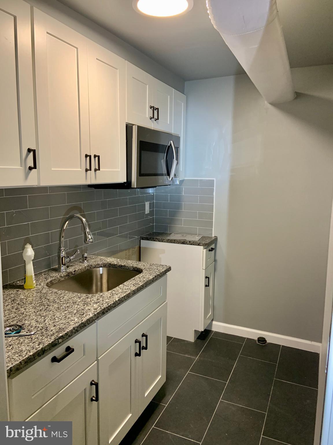 WALTON PARK - Commercial Lease