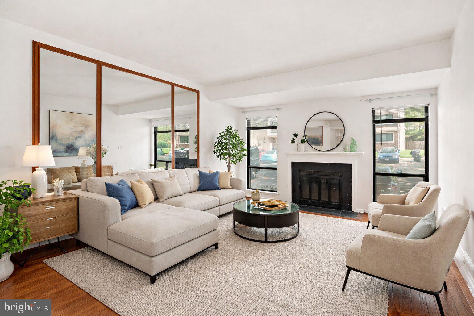 WINDSOR GREEN - Residential