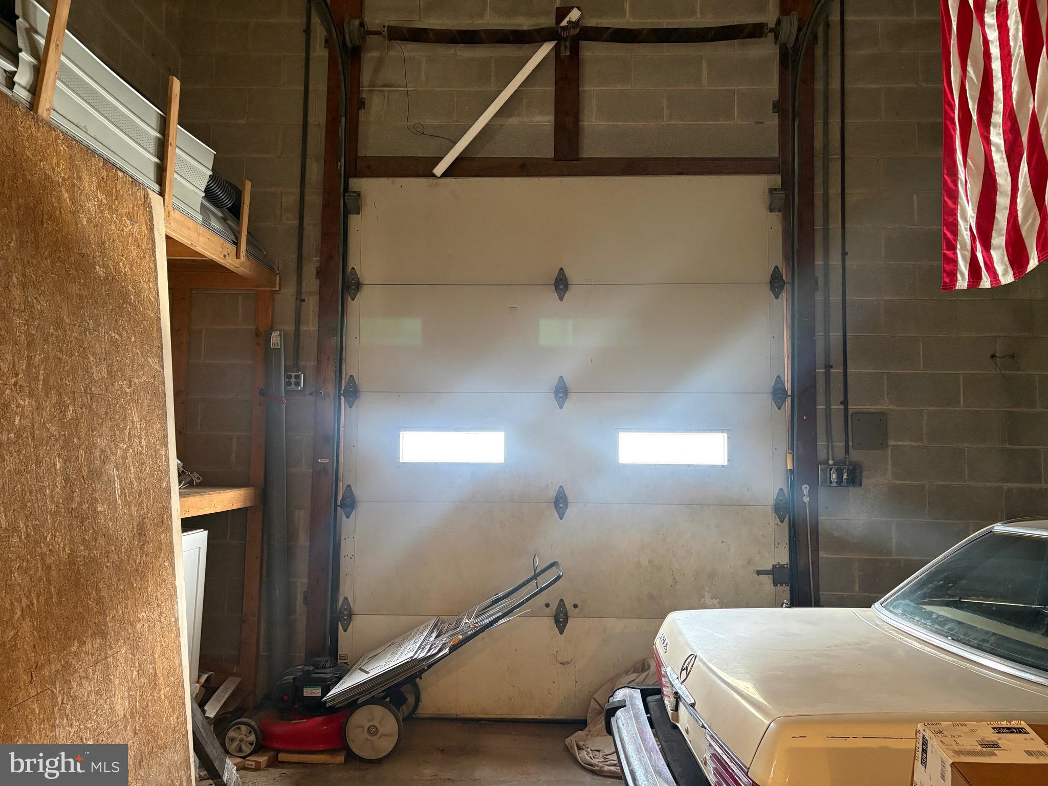 245 BROADWAY AVENUE GARAGE