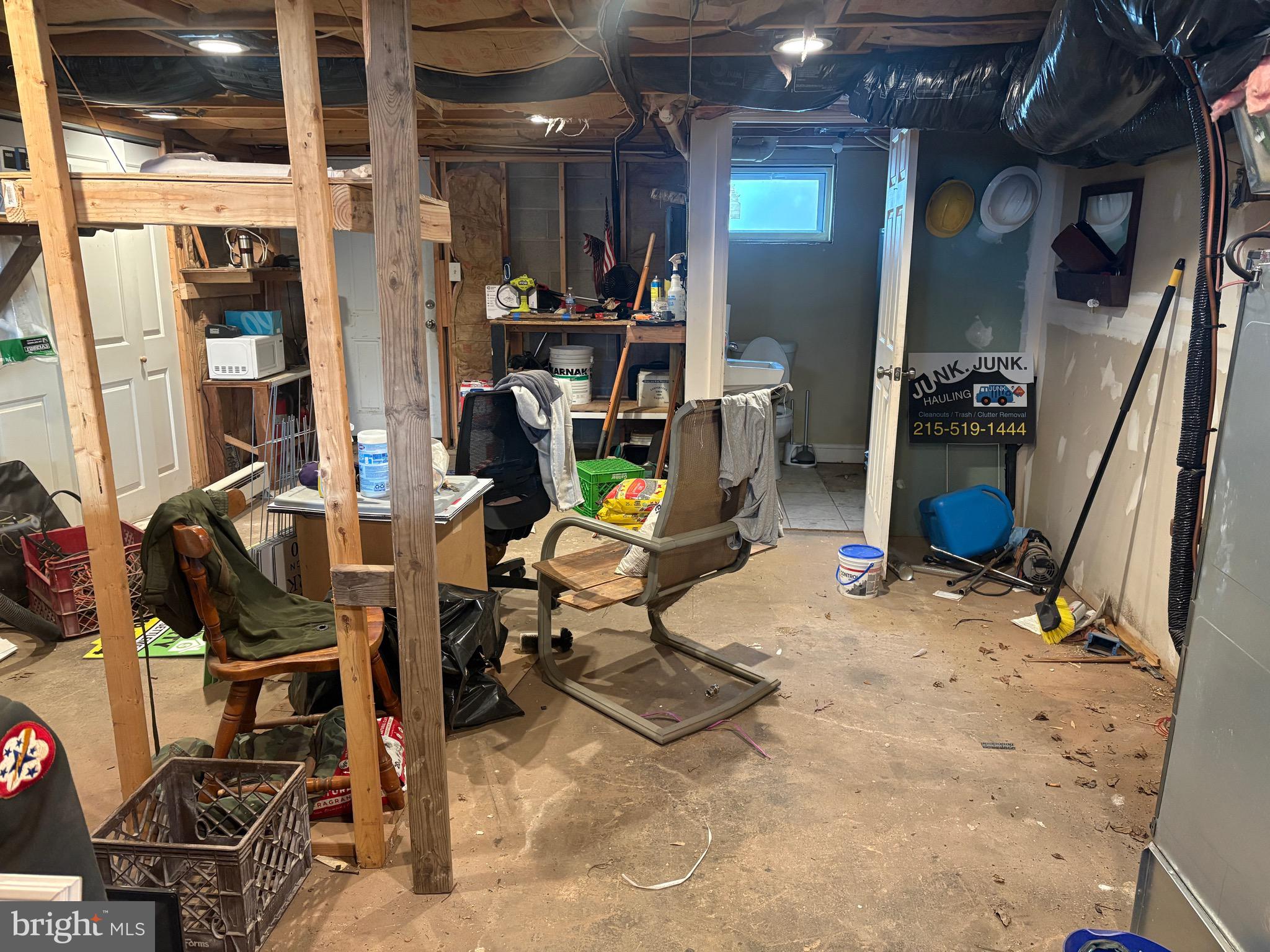 245 BROADWAY AVENUE GARAGE