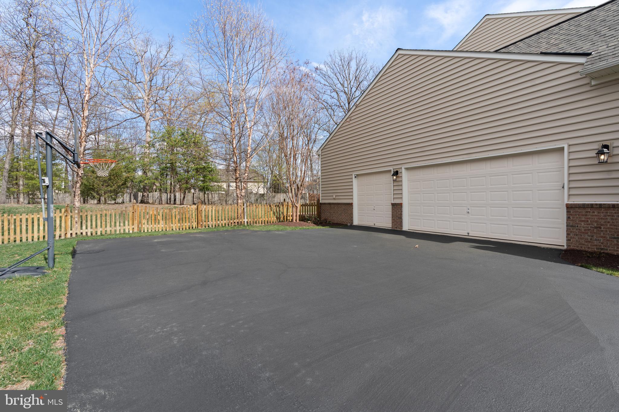 BRAMBLETON - Residential