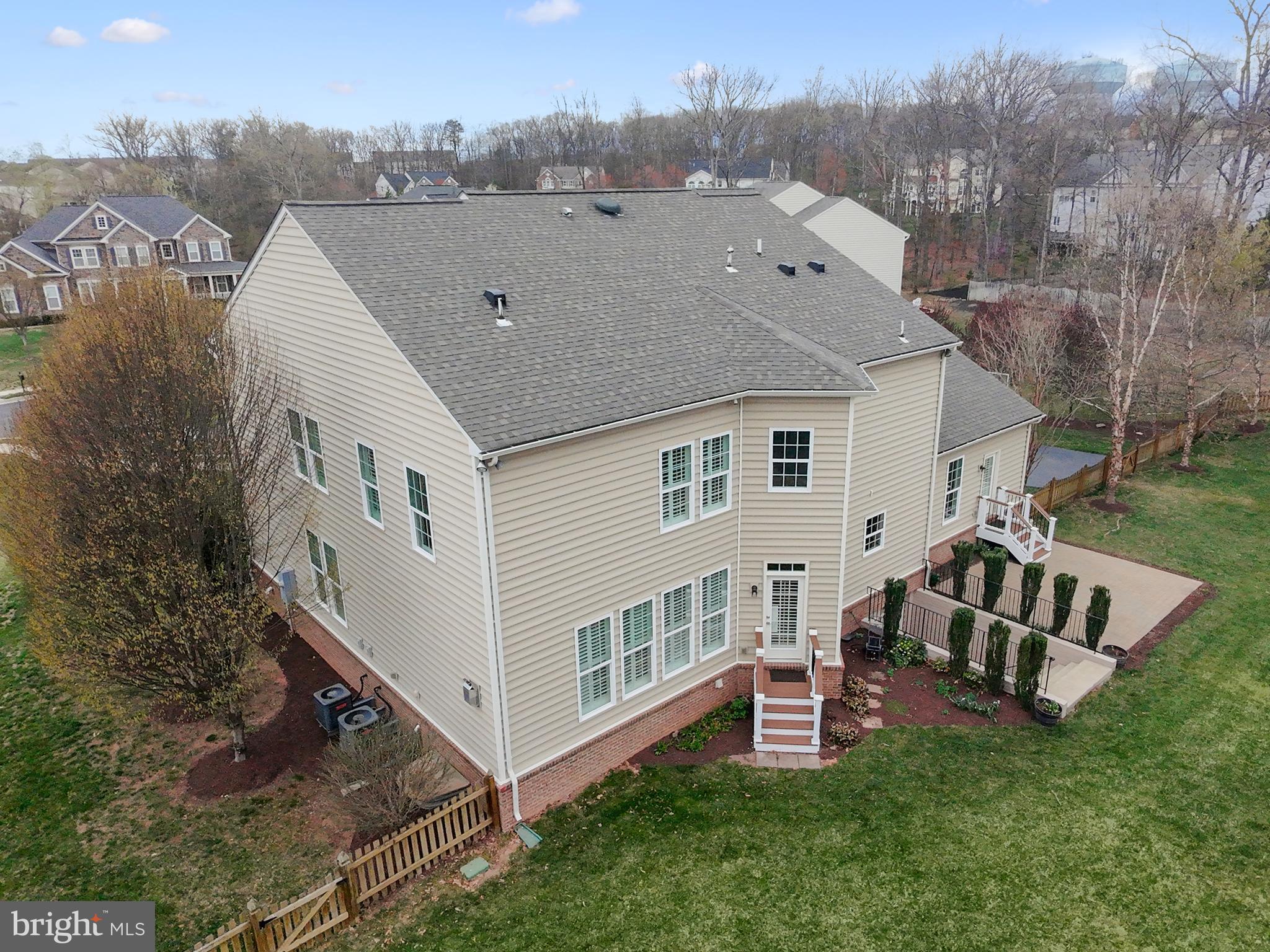 BRAMBLETON - Residential