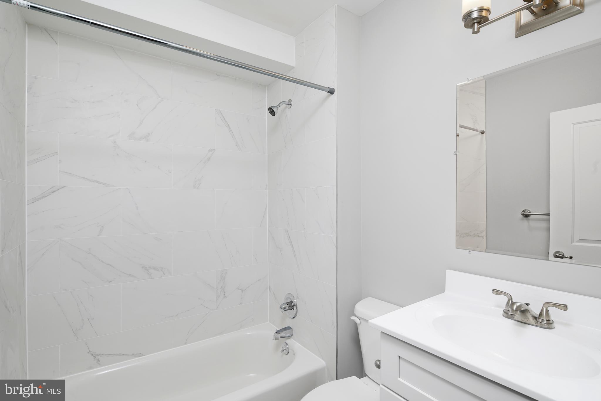 GRADUATE HOSPITAL - Residential Lease