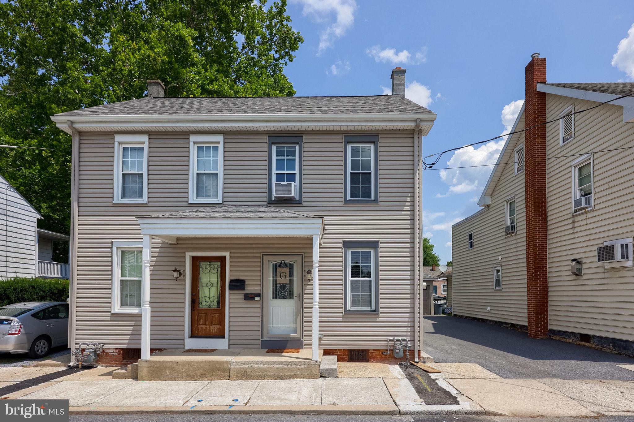 137 N CHARLOTTE STREET
