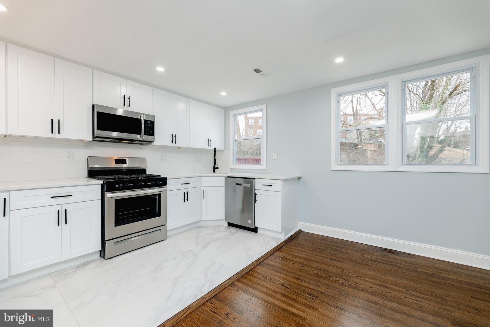 WESTBROOK PARK - Residential