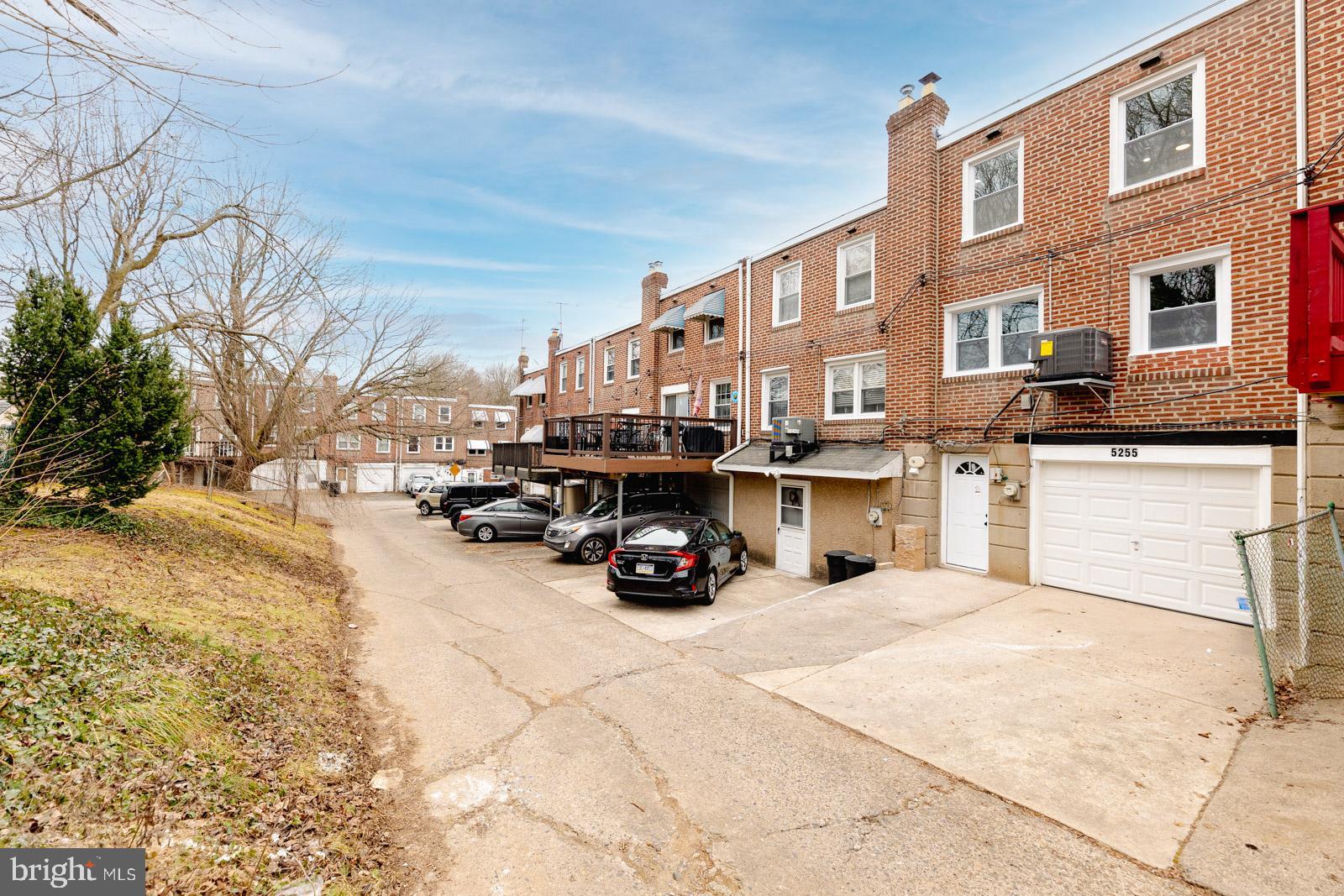 WESTBROOK PARK - Residential