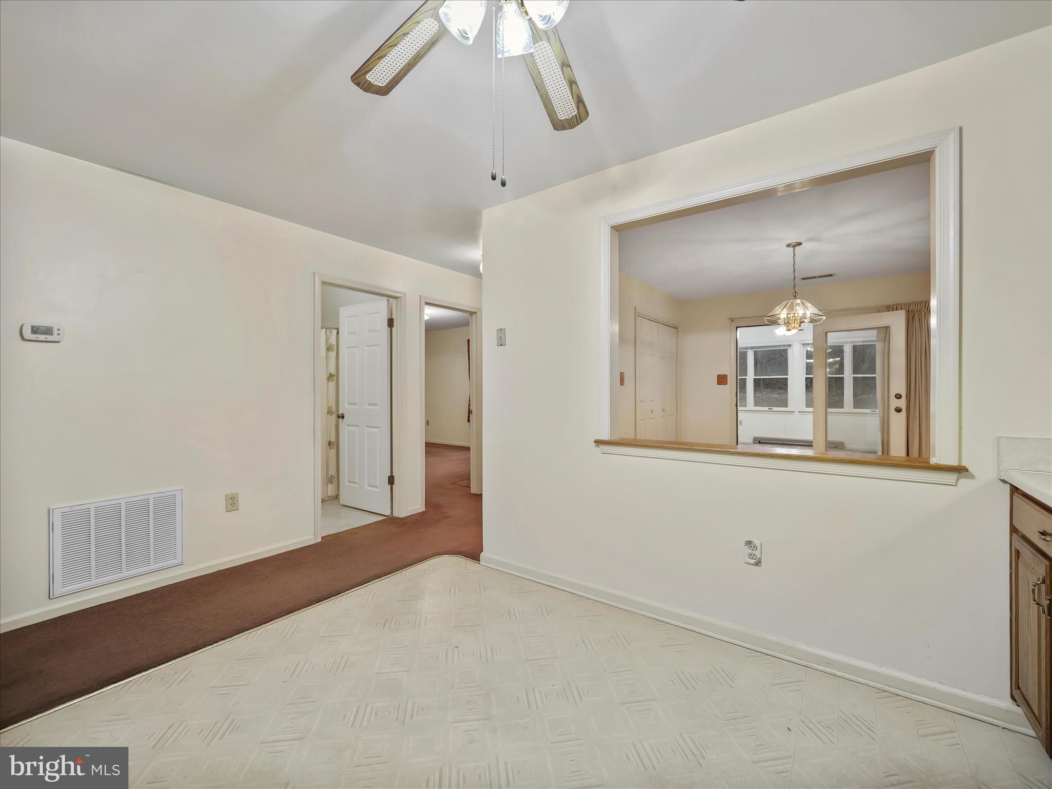 TOWNE OAK VILLAGE - Residential