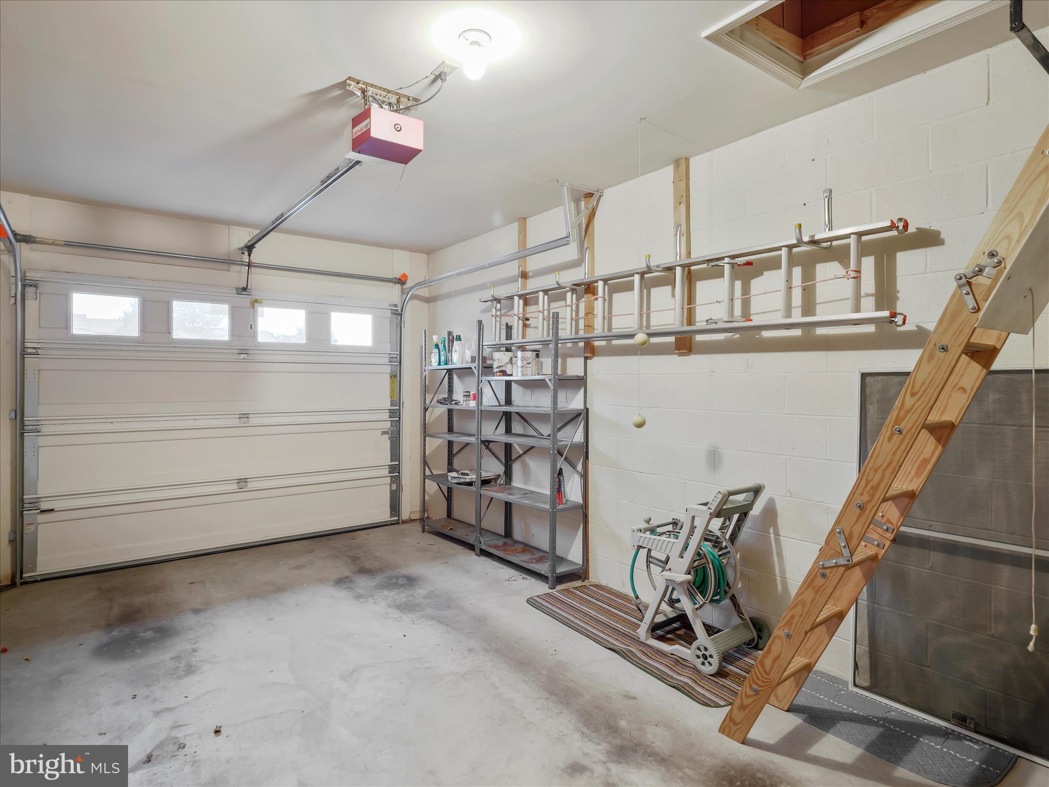 TOWNE OAK VILLAGE - Residential