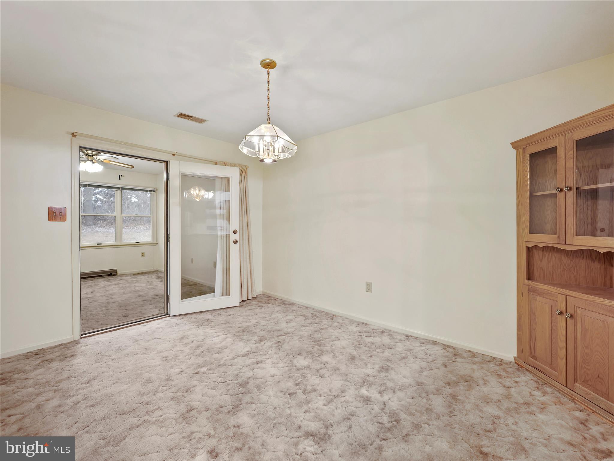 TOWNE OAK VILLAGE - Residential