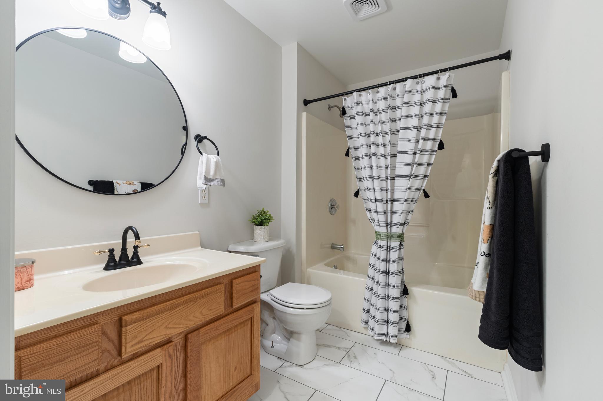 MARSHALL, VA - Residential