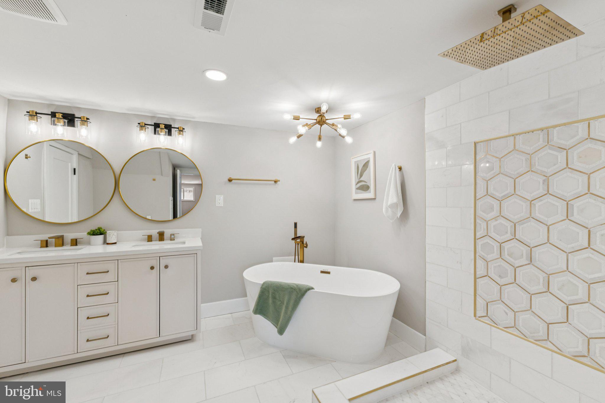 MCKENNEY HILLS - Residential