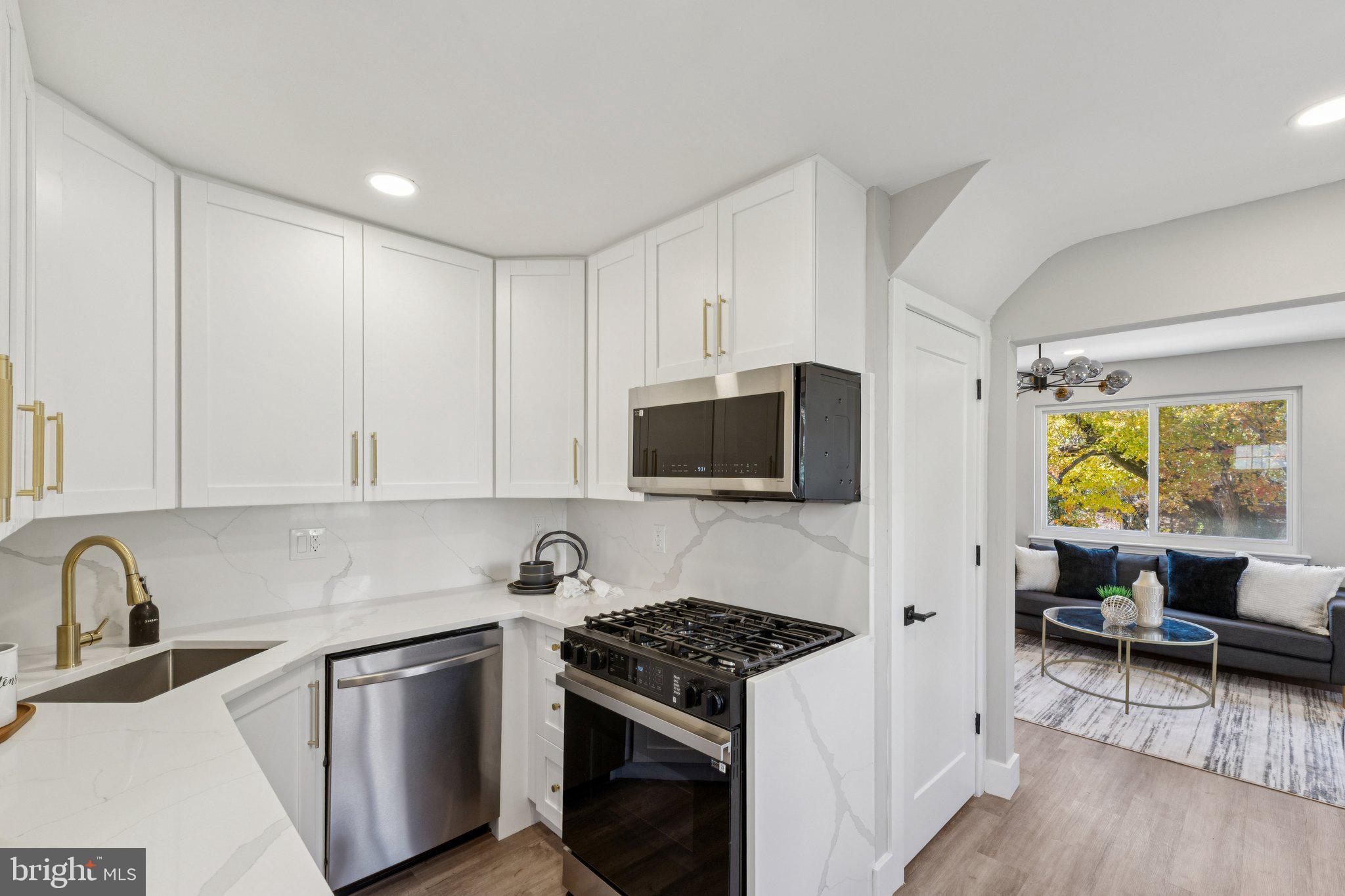 10101 GREELEY AVENUE