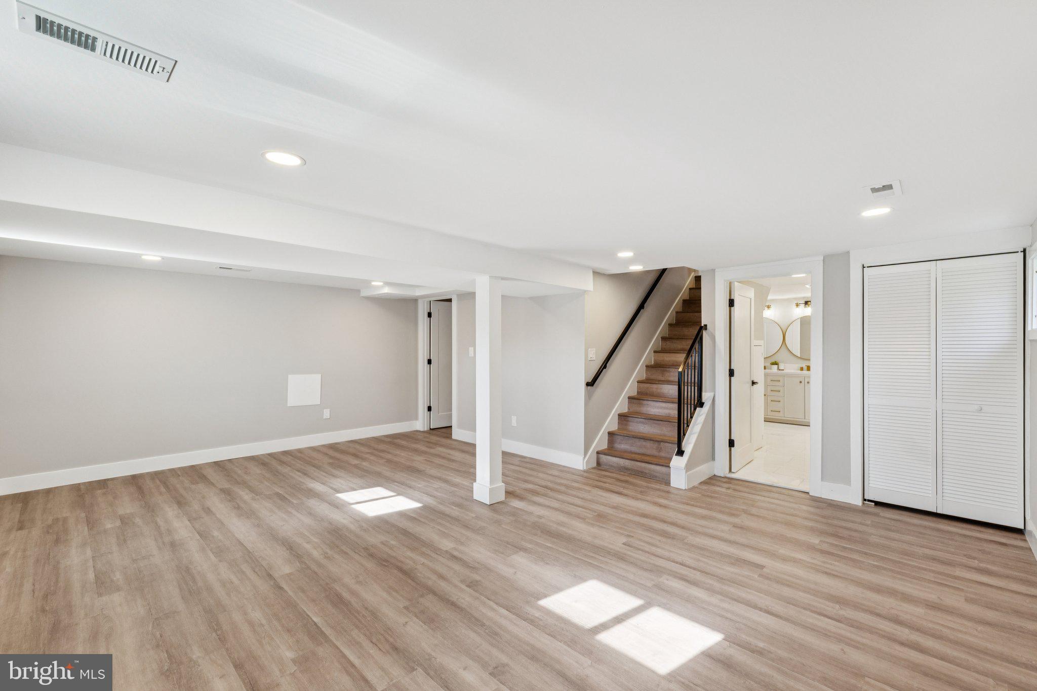 MCKENNEY HILLS - Residential