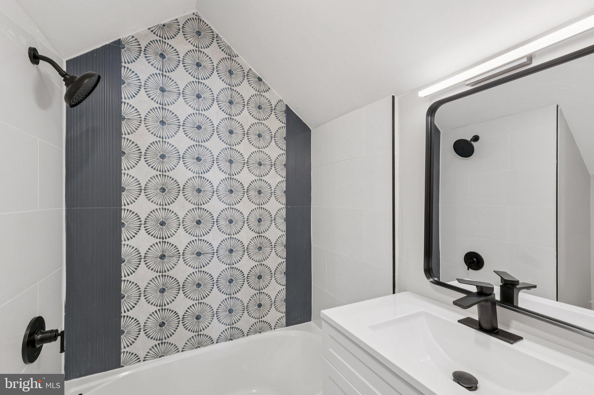 MCKENNEY HILLS - Residential