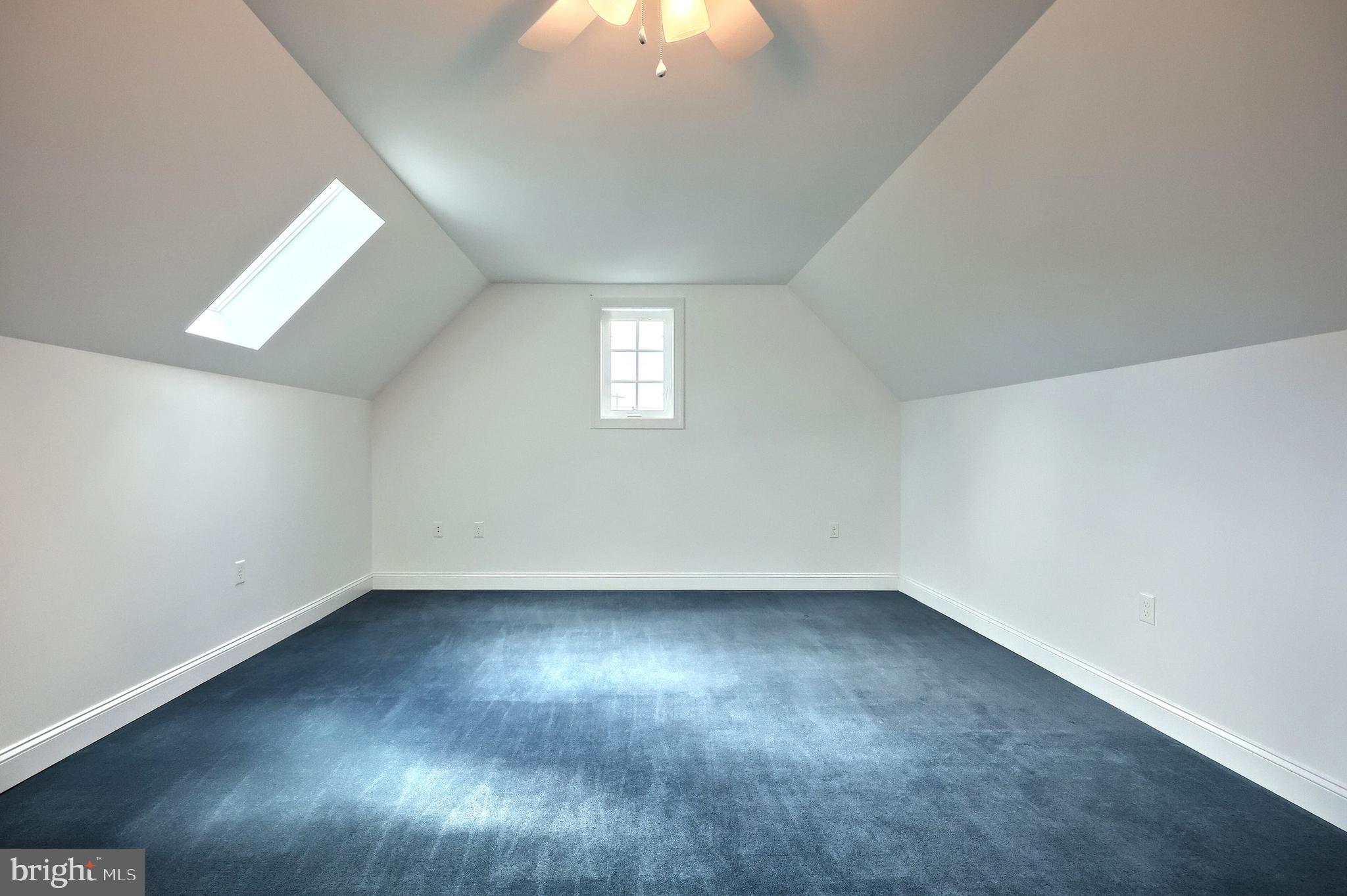 LAKE MEADE - Residential