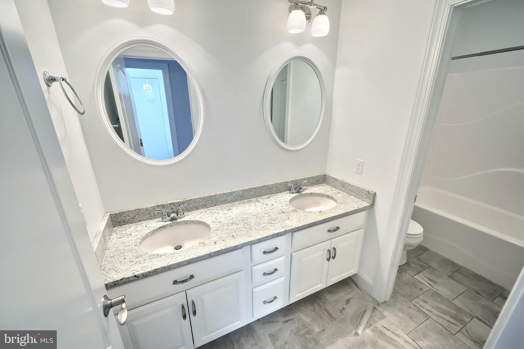 LAKE MEADE - Residential