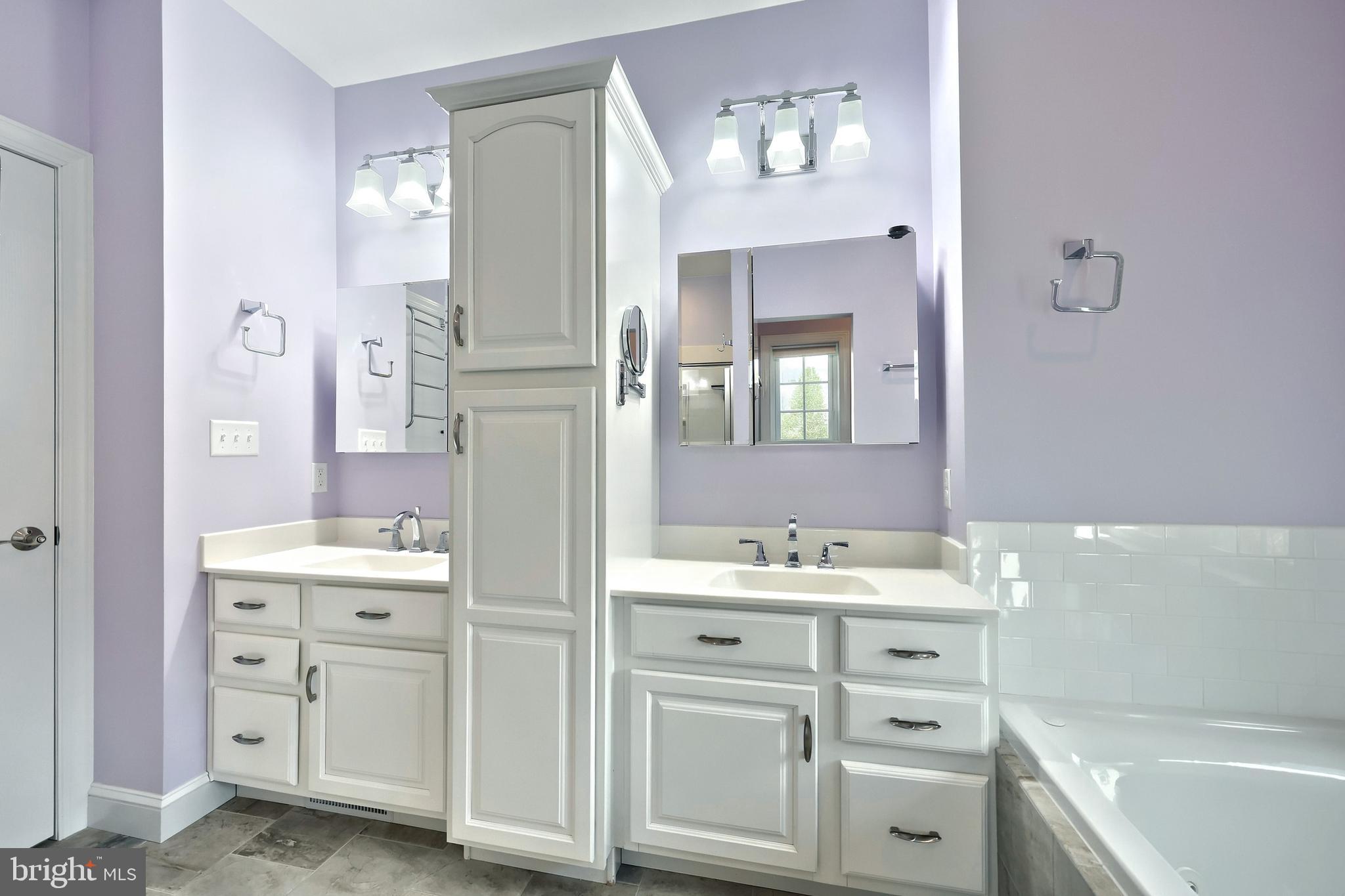 LAKE MEADE - Residential