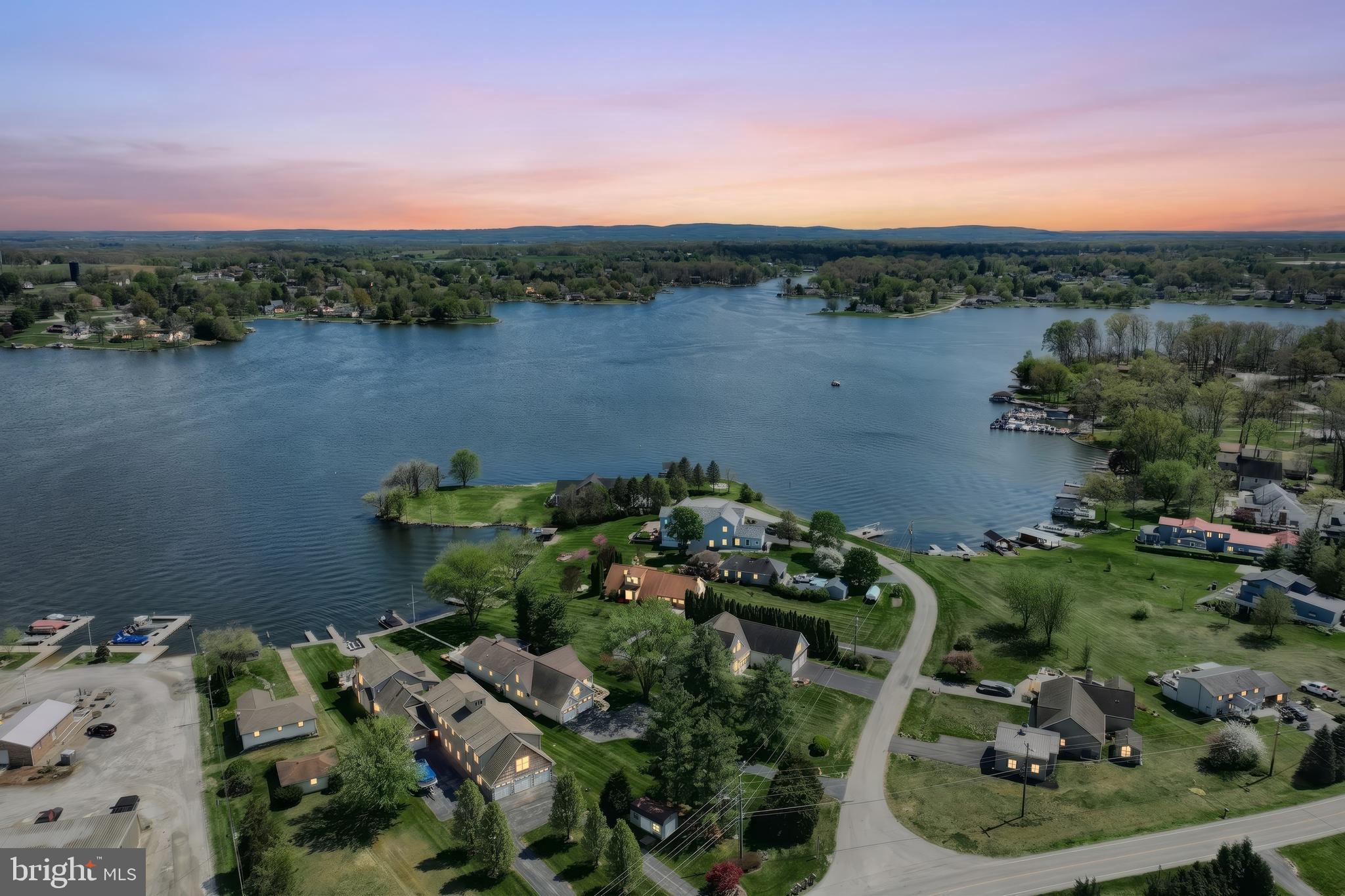 LAKE MEADE - Residential