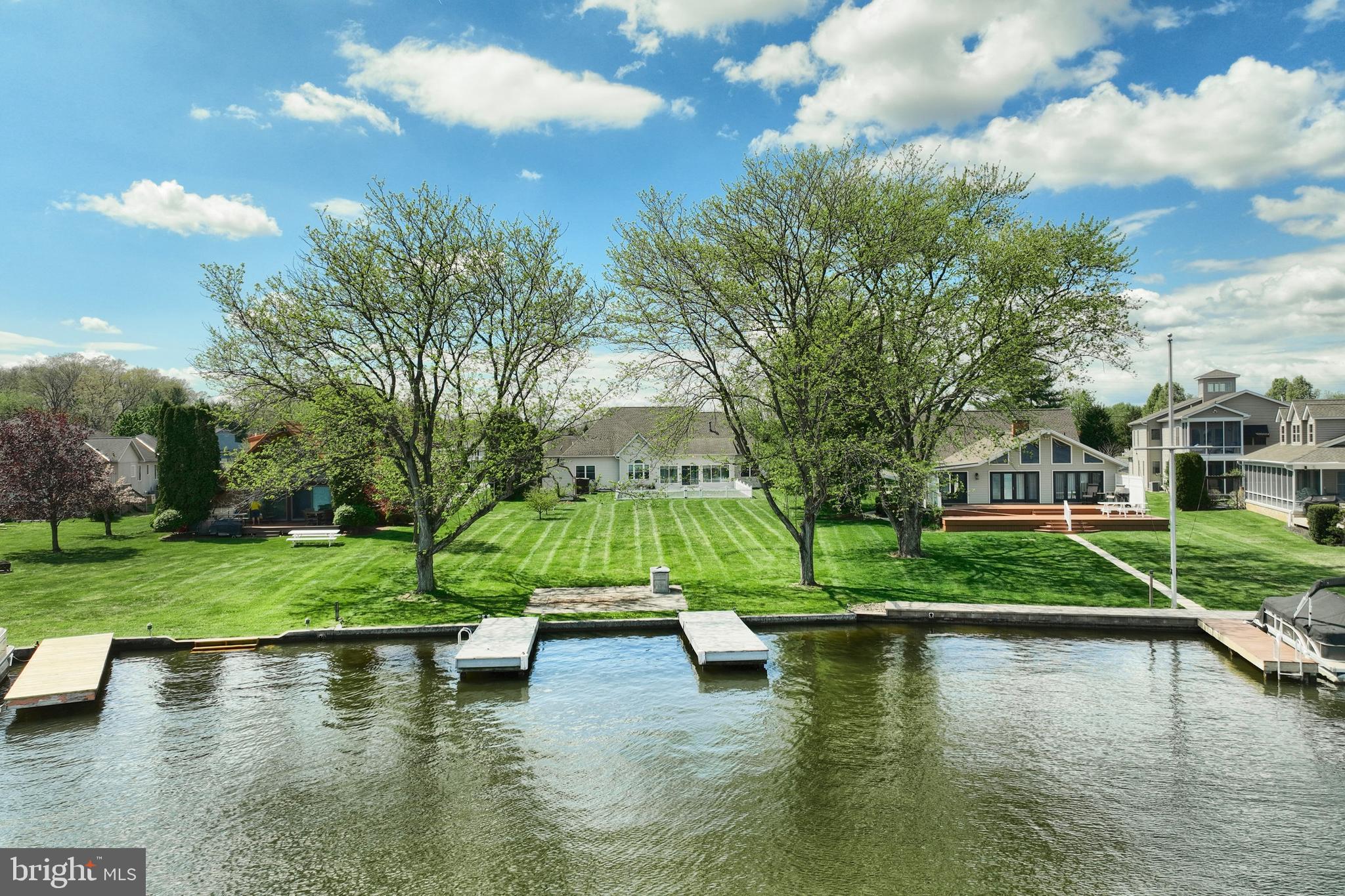 LAKE MEADE - Residential