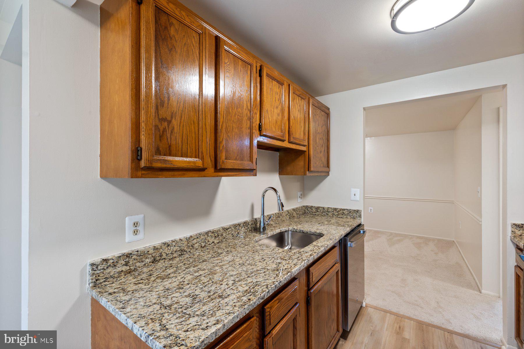 FARMINGDALE - Residential