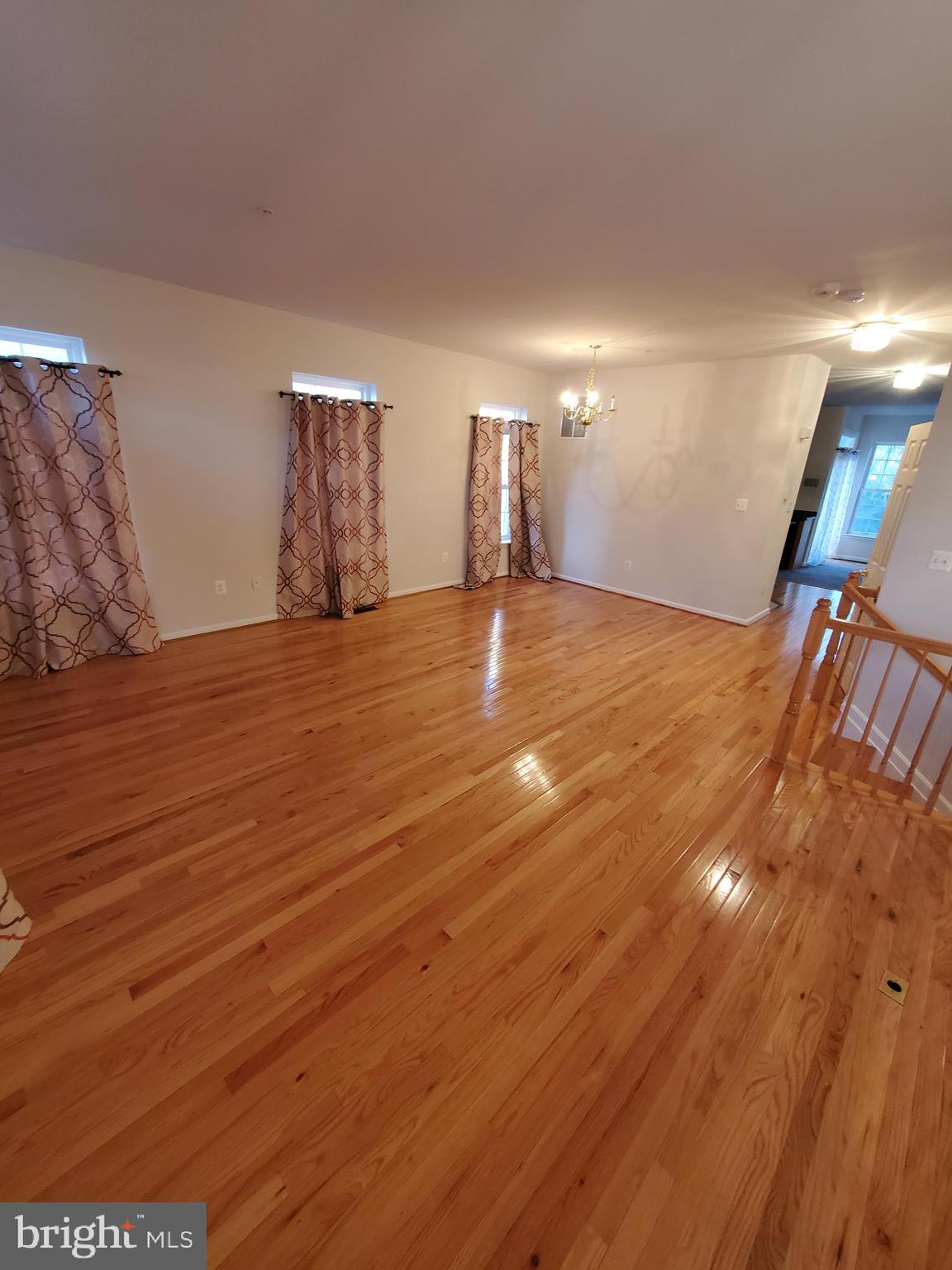 ST CHARLES SUB - SHEFFIELD - Residential Lease