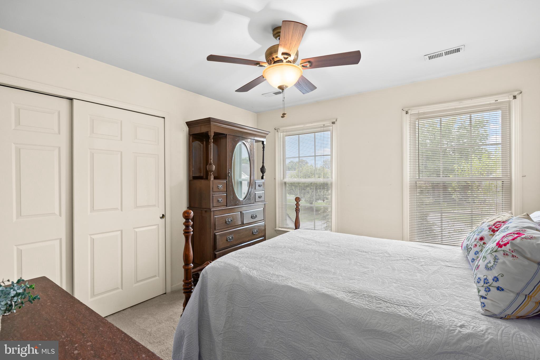 FOX POINT - Residential