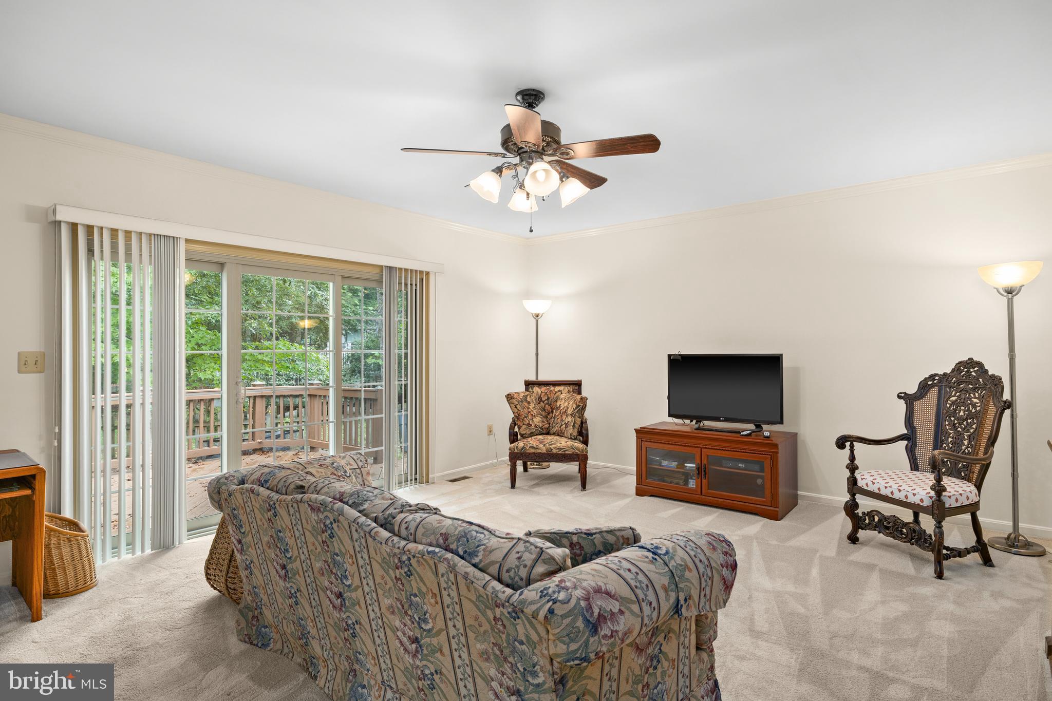 FOX POINT - Residential