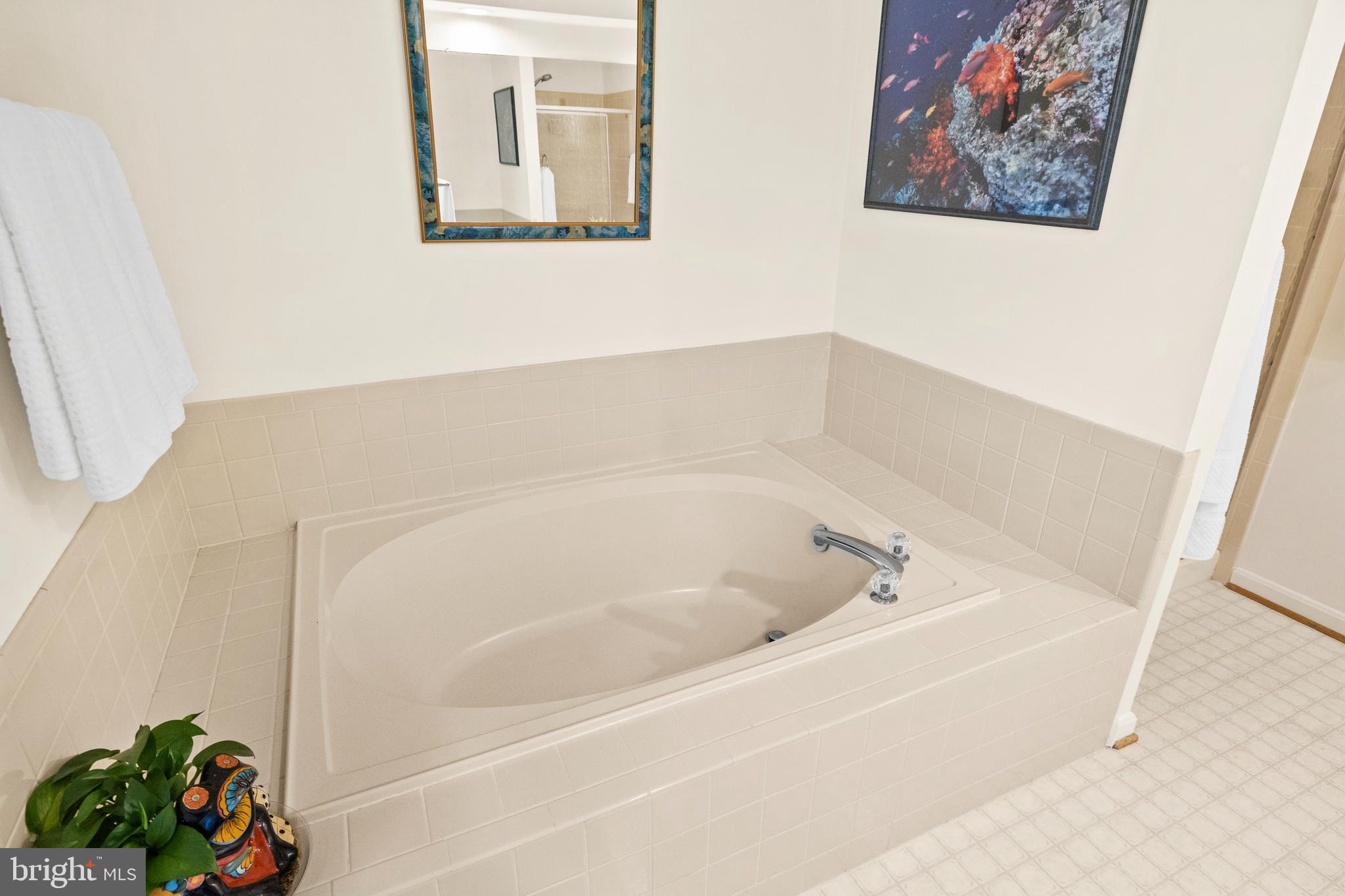 FOX POINT - Residential