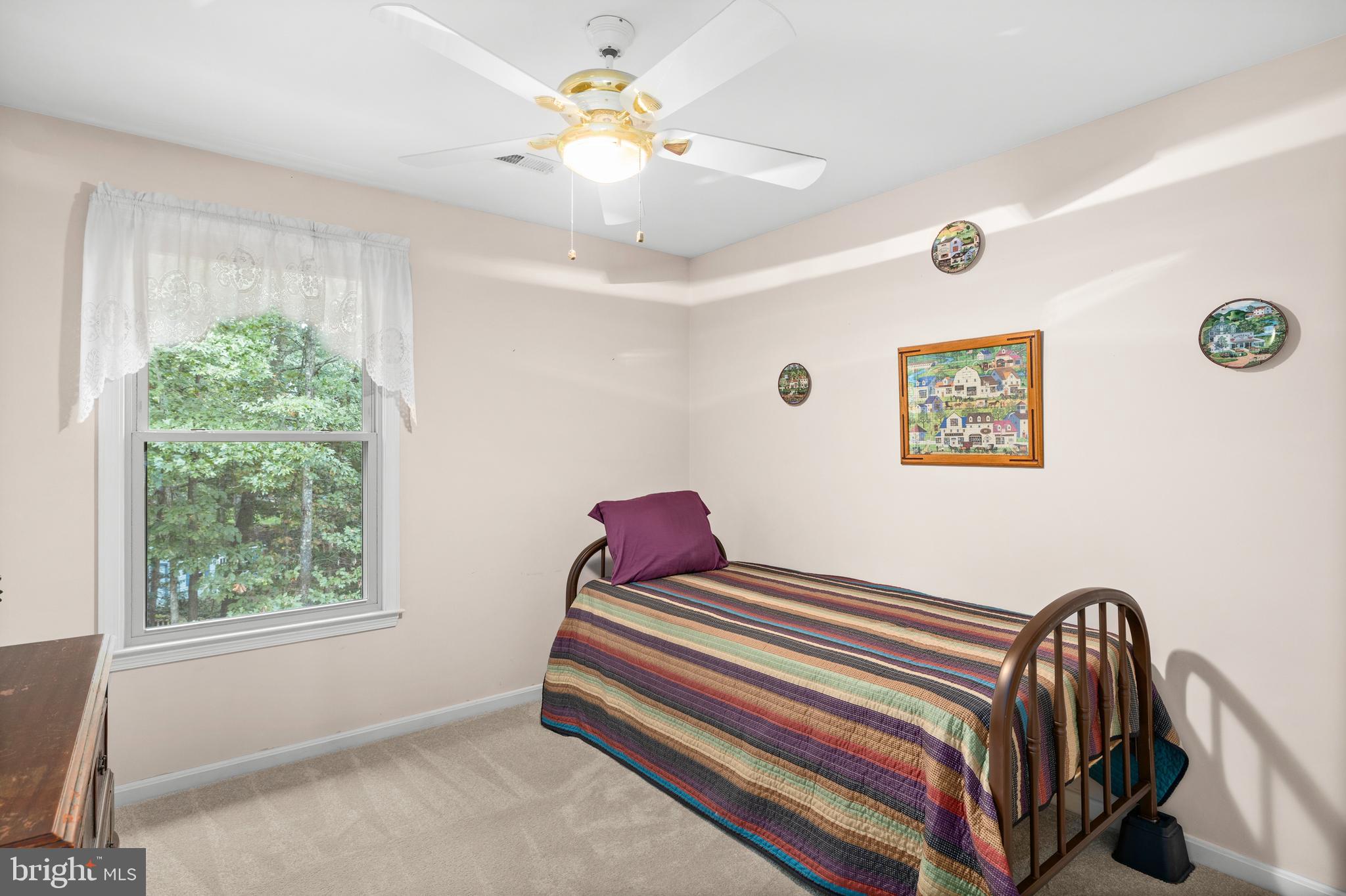 FOX POINT - Residential