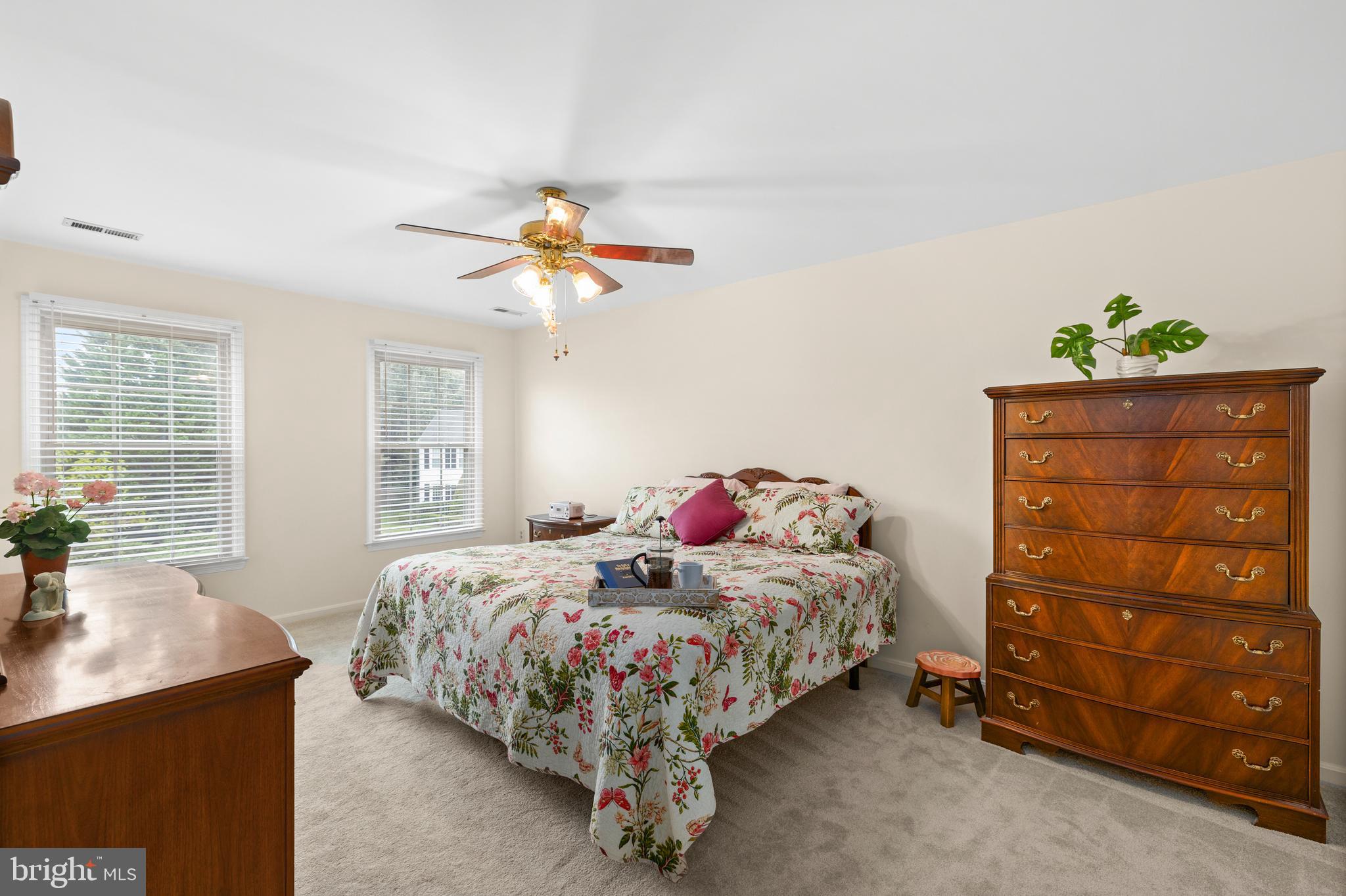 FOX POINT - Residential