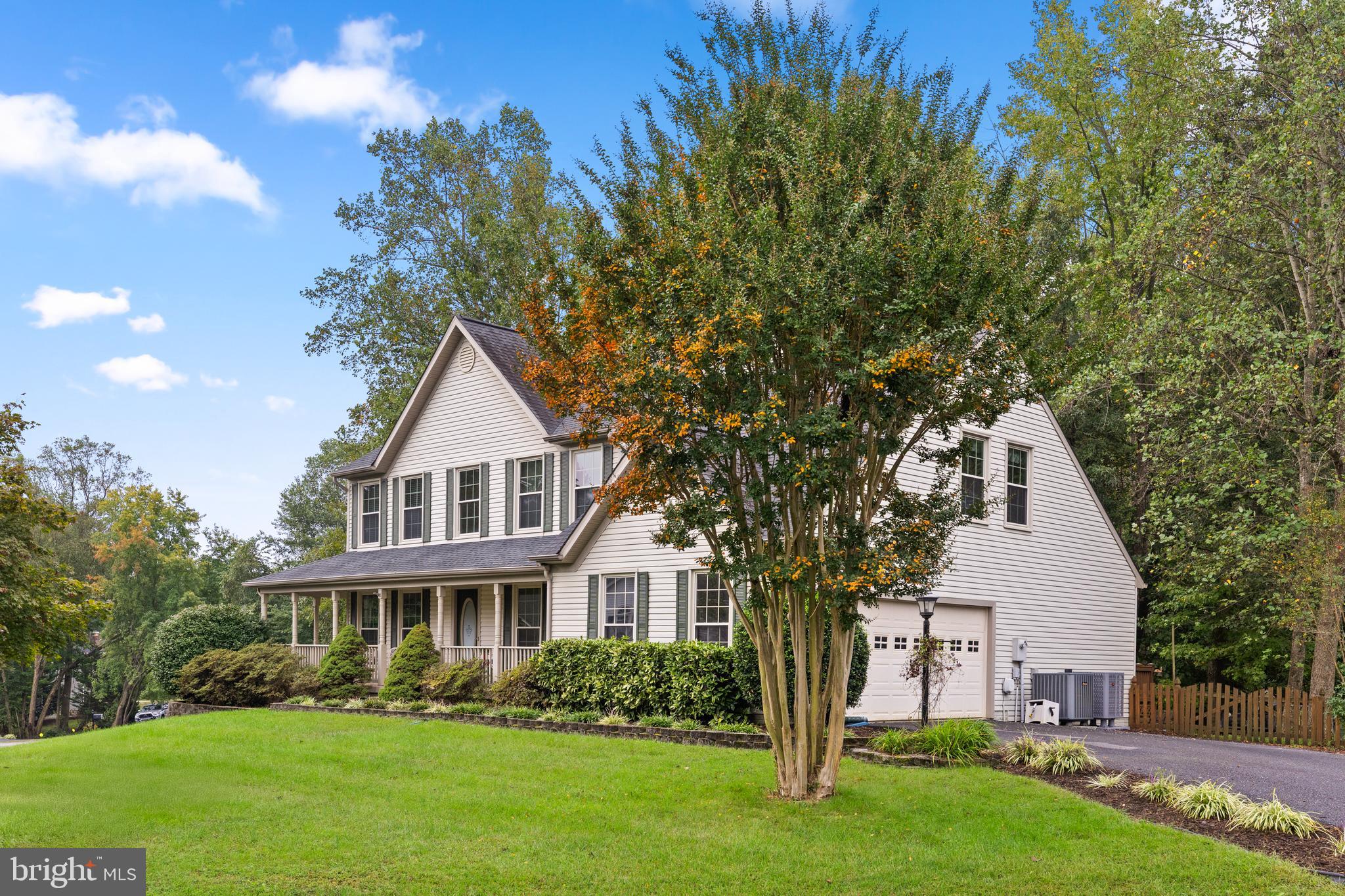 FOX POINT - Residential