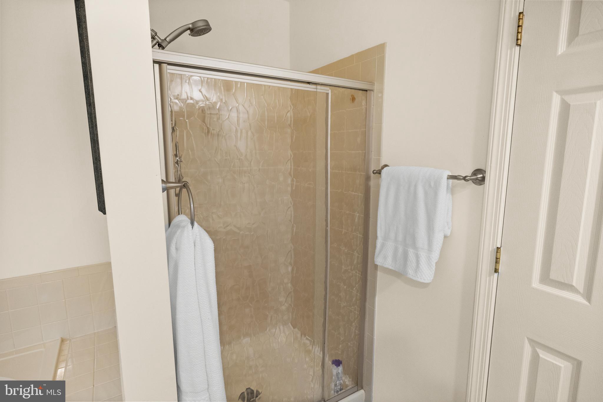 FOX POINT - Residential