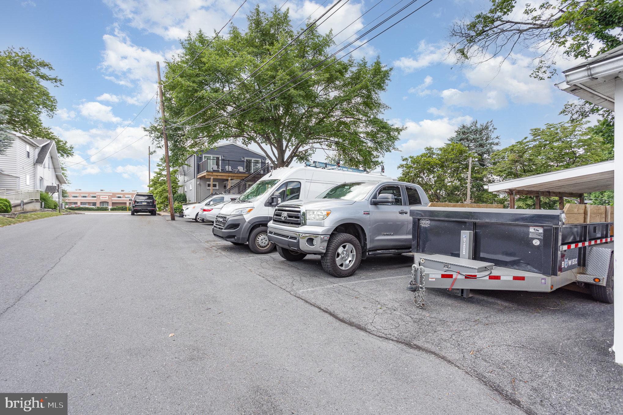 153 S 32ND STREET