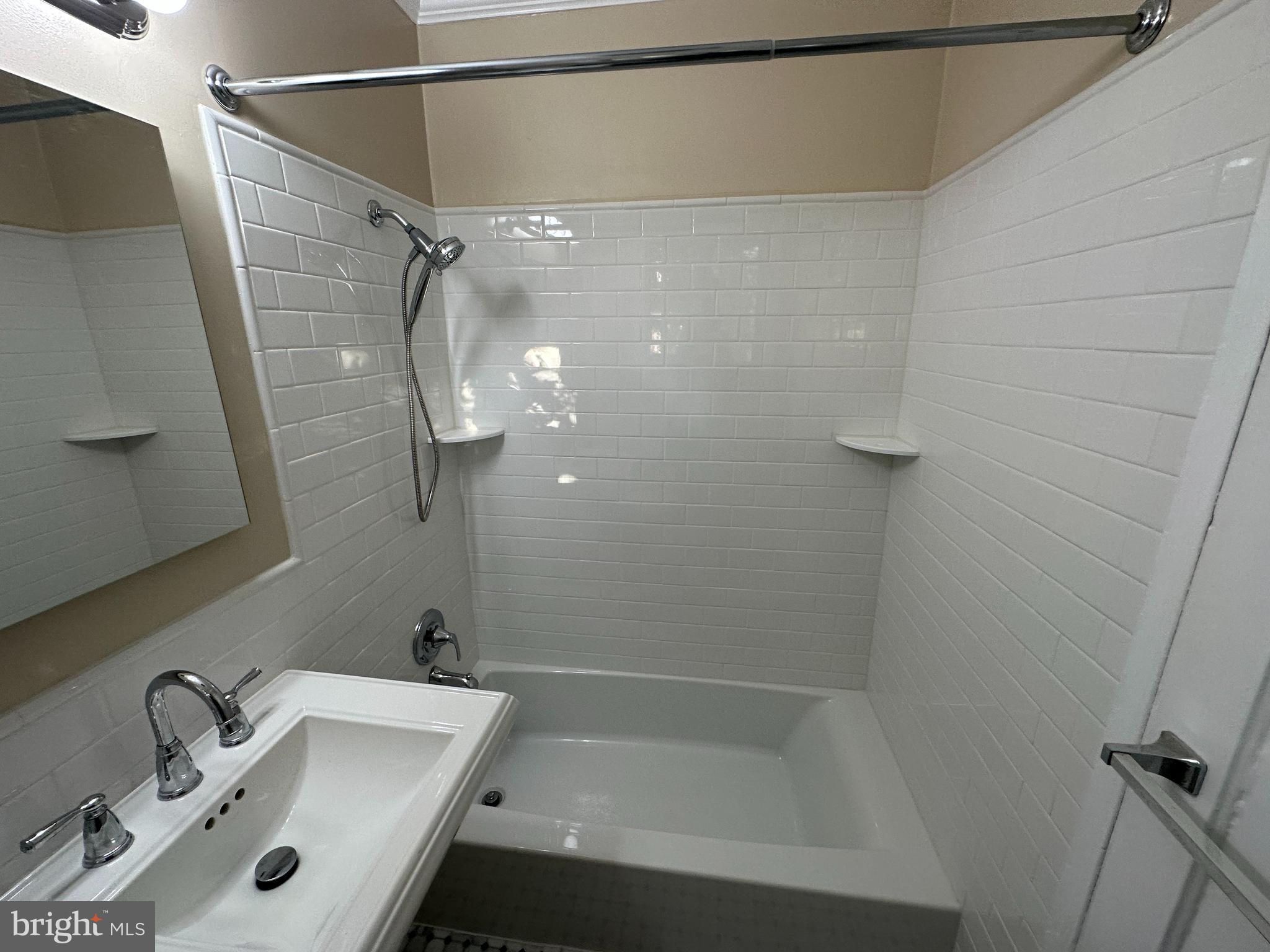 PARKFAIRFAX - Residential Lease