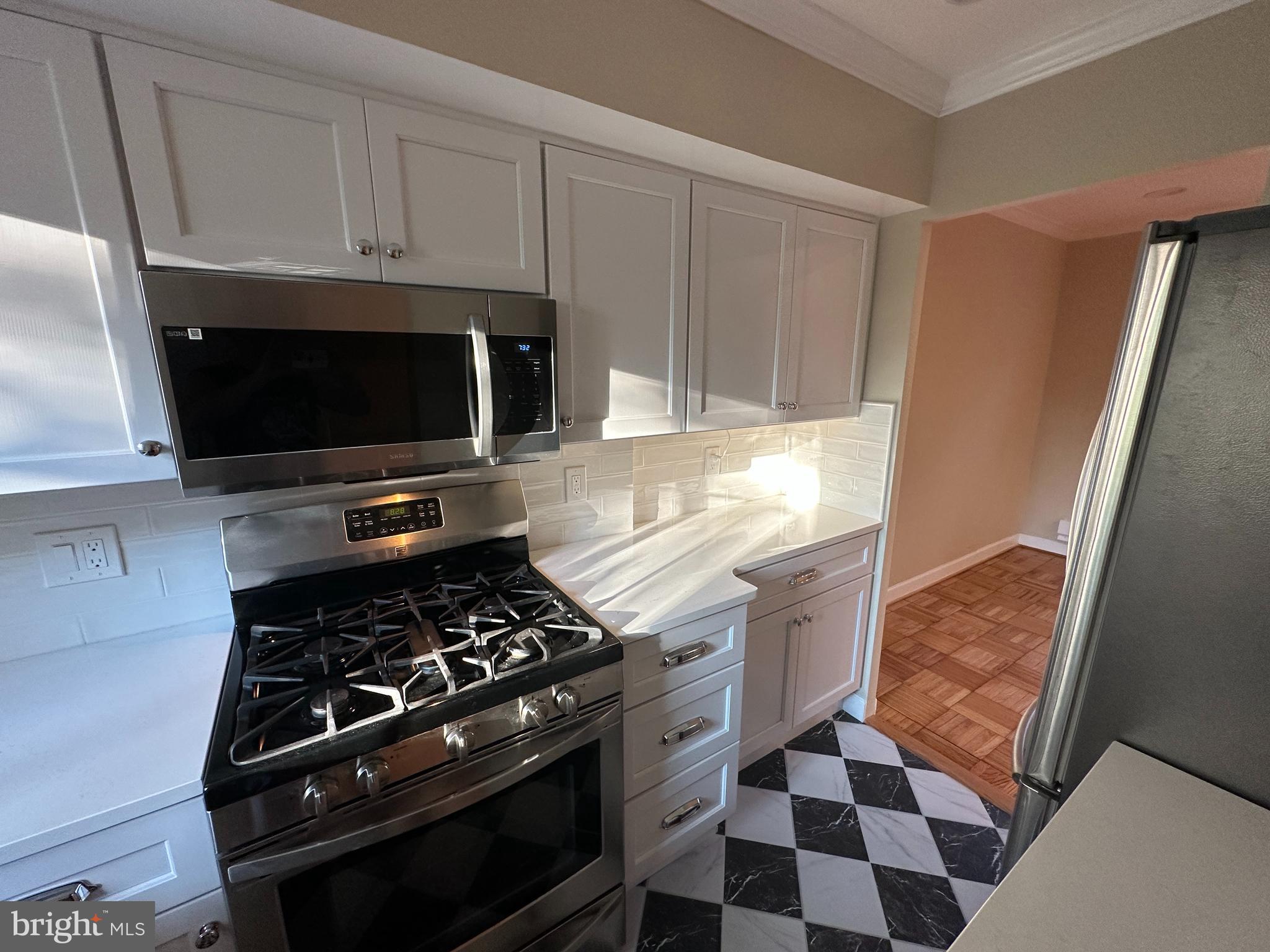 PARKFAIRFAX - Residential Lease