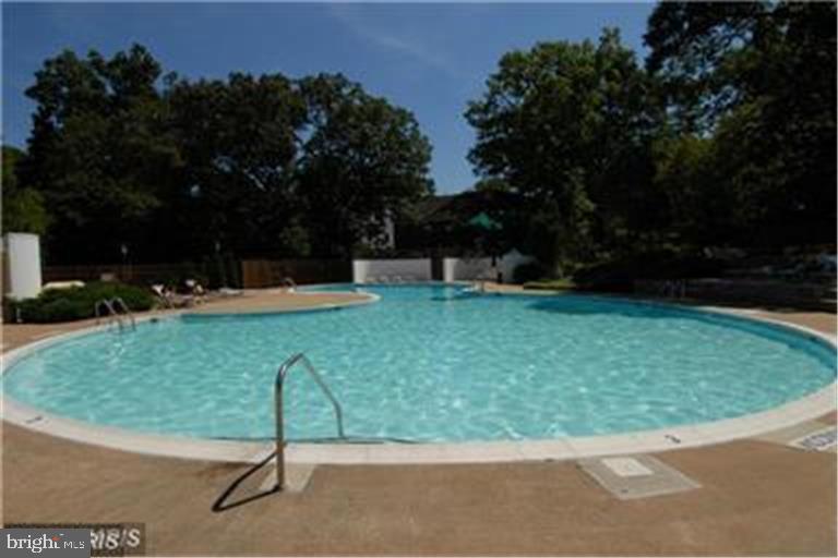 PARKFAIRFAX - Residential Lease