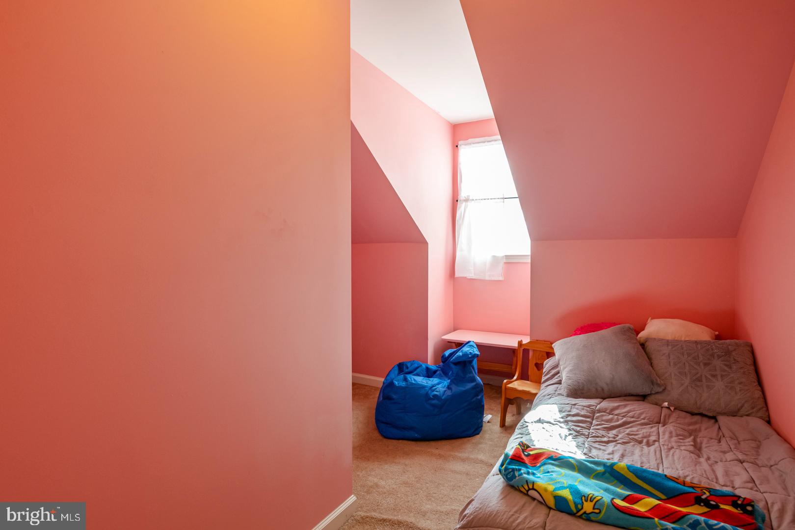 MAIDENCREEK - Residential