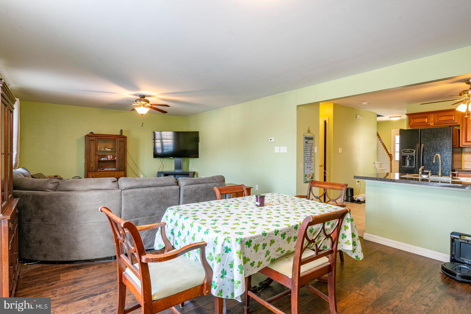 MAIDENCREEK - Residential