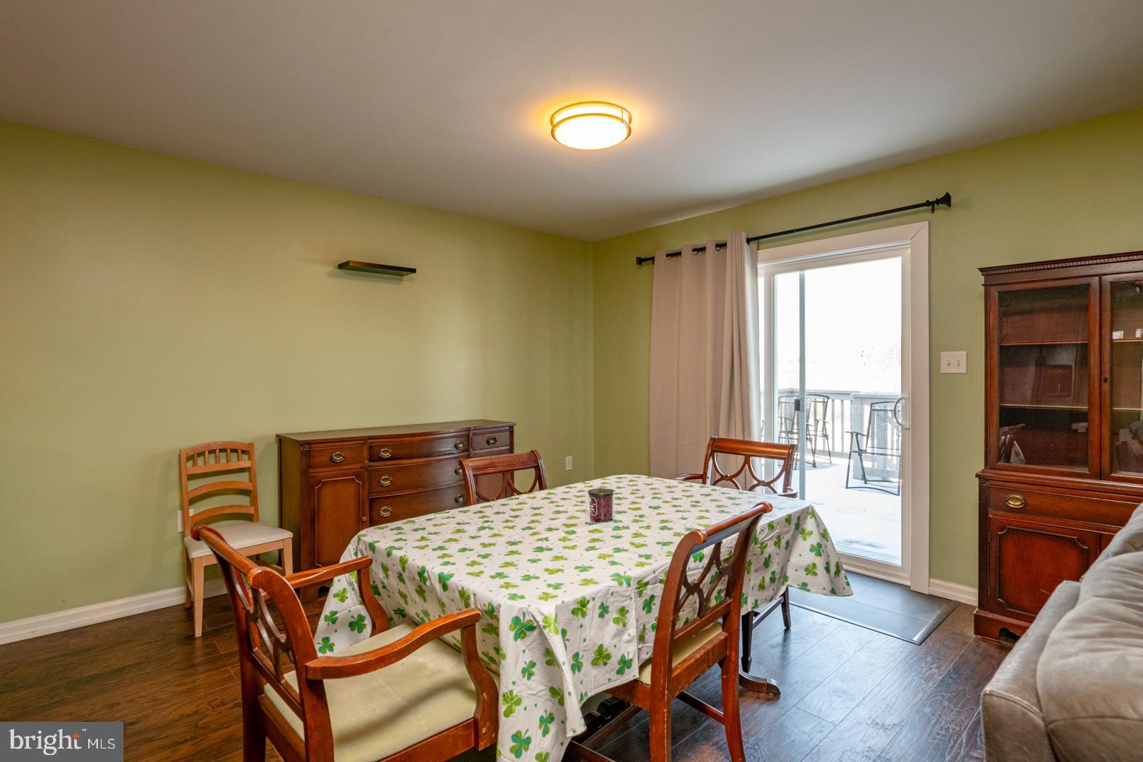 MAIDENCREEK - Residential