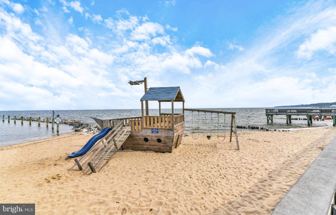 NORTH CHESAPEAKE BEACH - Residential