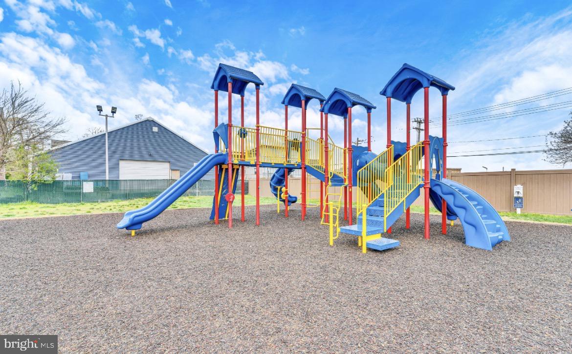 NORTH CHESAPEAKE BEACH - Residential